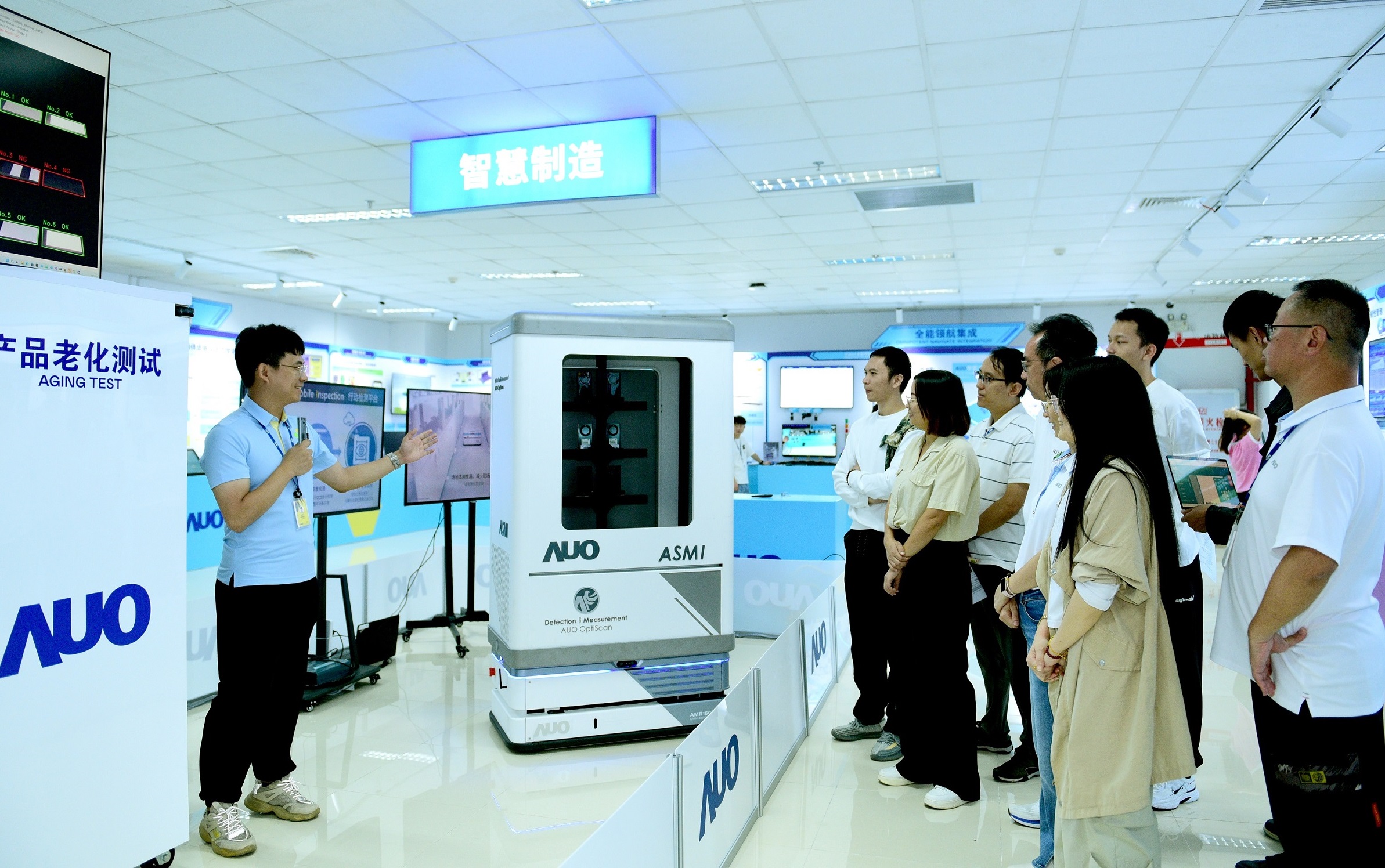 beats365厦门将5G+ABC技术串联生产管理全流程，打通研发、采购、生管、制程、设备、质量等产品全生命周期制造流程，完成数字化设计、智慧供应链、智能座舱、全流程设备管理、数据驱动优化、智慧在线检测、智慧品管等自适应生产模式升级