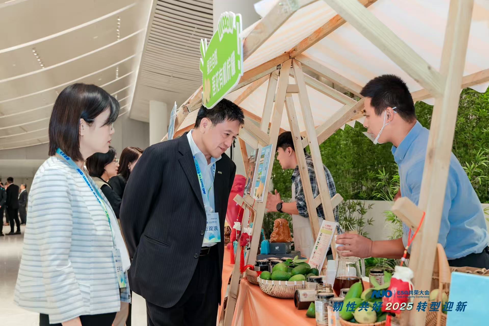 beats365大会设置ESG互动展区，携手ADT、华展工业等供应链伙伴与社会企业，集中呈现绿色产品、循环成果与社区共融实践，通过可观可感的沉浸式体验，构建从技术到文化的立体永续价值链，获得与会嘉宾广泛好评。